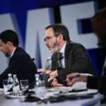 Ministerio de Salud anuncia red de centros móviles para atención primaria